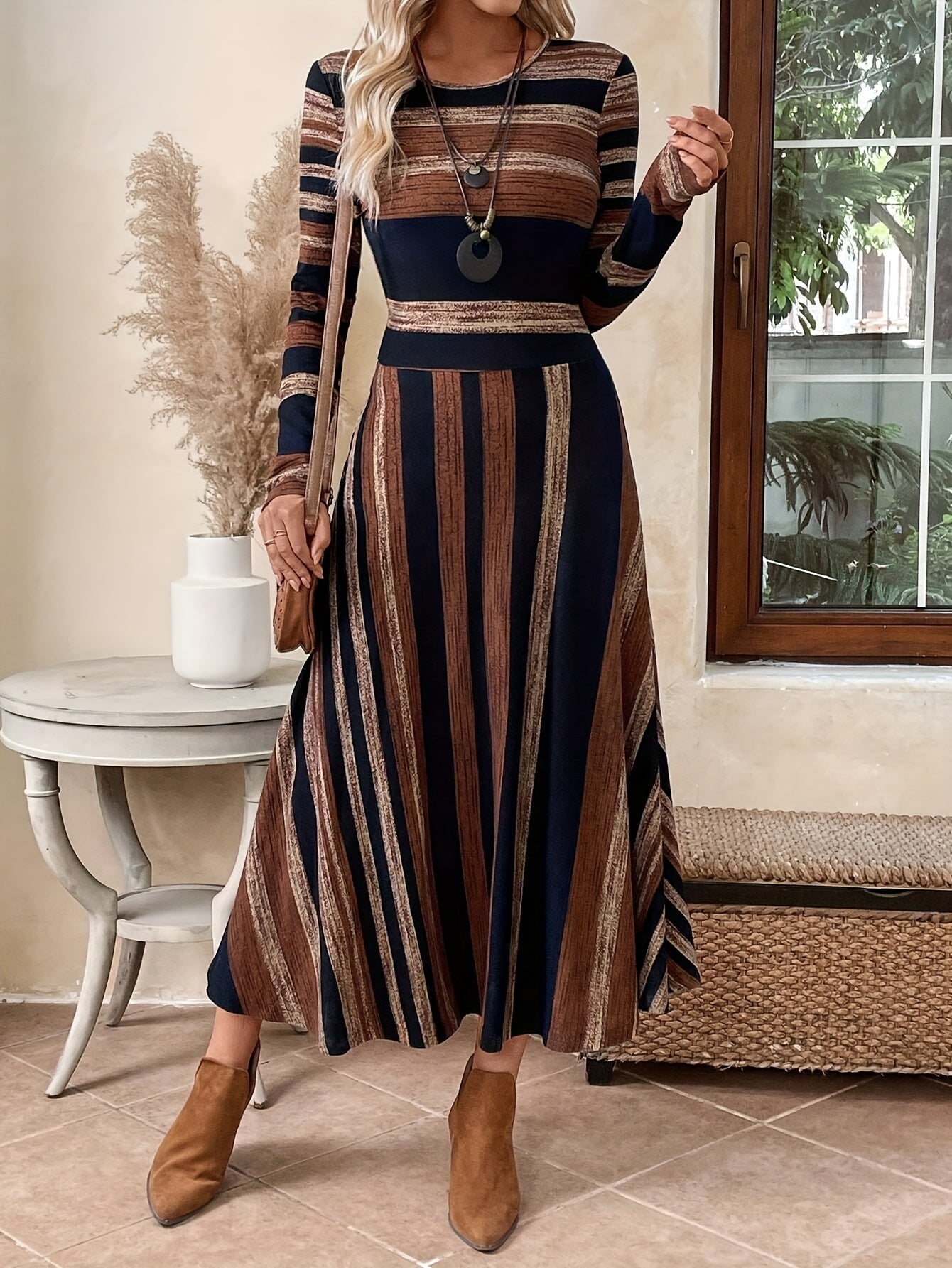 Elegant long women's dress