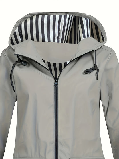 Chaqueta ligera con capucha para mujer